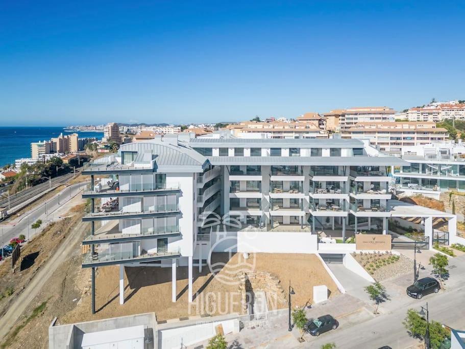 Higueronrentals Sea Breeze Appartement *